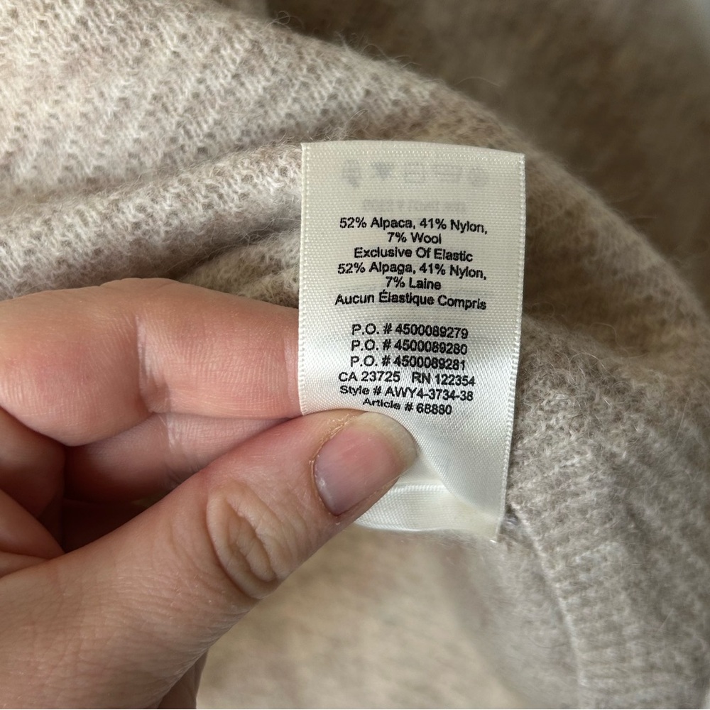 Wilfred Aubri Cropped Sweater Sz XXS - Picture 4 of 5
